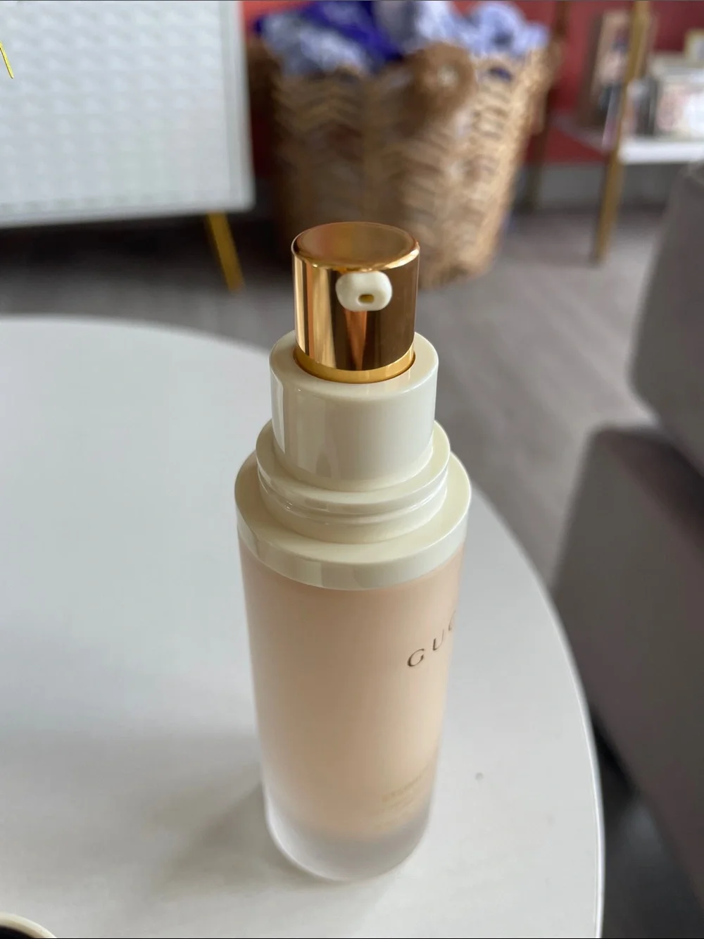 Gucci Éternité de Beauté Breathable Foundation - Fair 180W